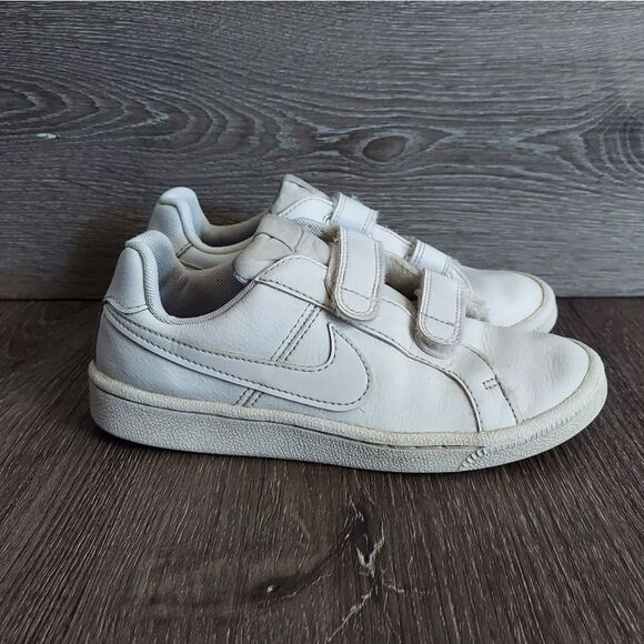 NIKE COURT ROYALE (PSV) KIDS SHOES SIZE 2Y 833536-102 - Picture 1 of 9